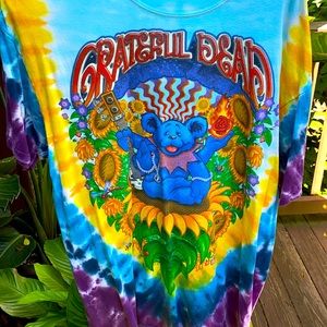 Grateful Dead shirt <3